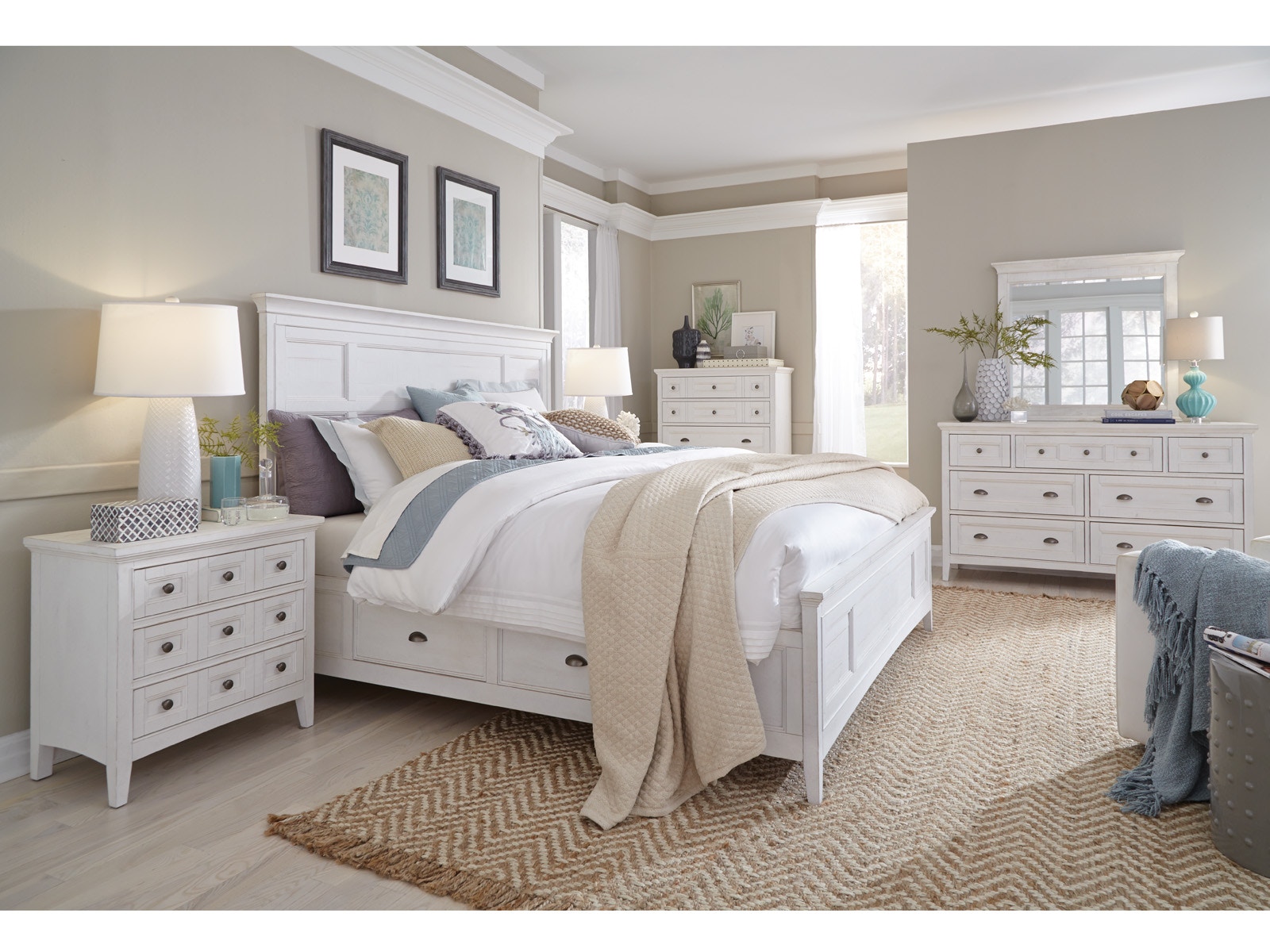 Magnussen Home Heron Cove Queen Panel Bed
