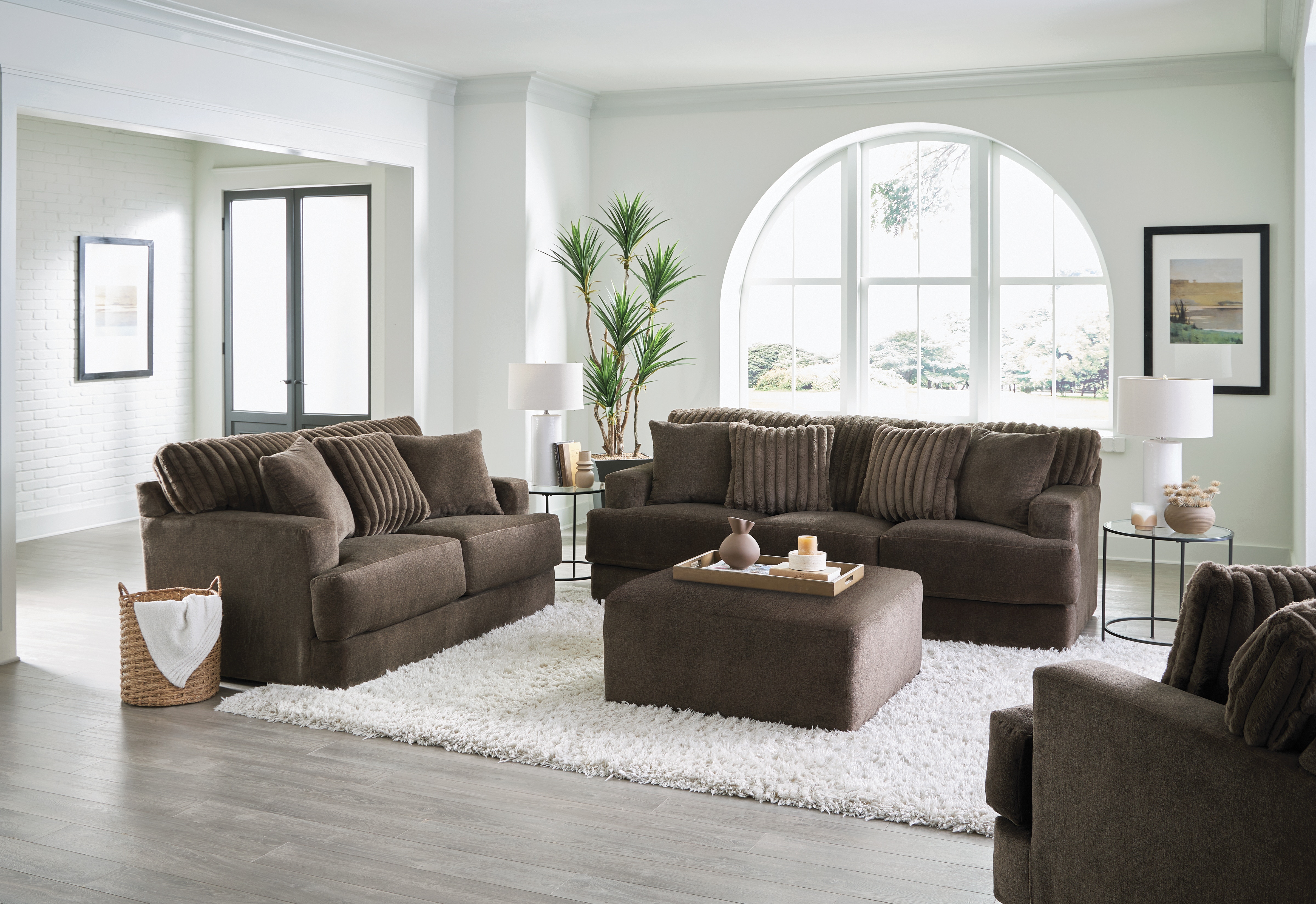 Jackson Furniture Living Room Loveseat 230302 - King Furniture - Holmen