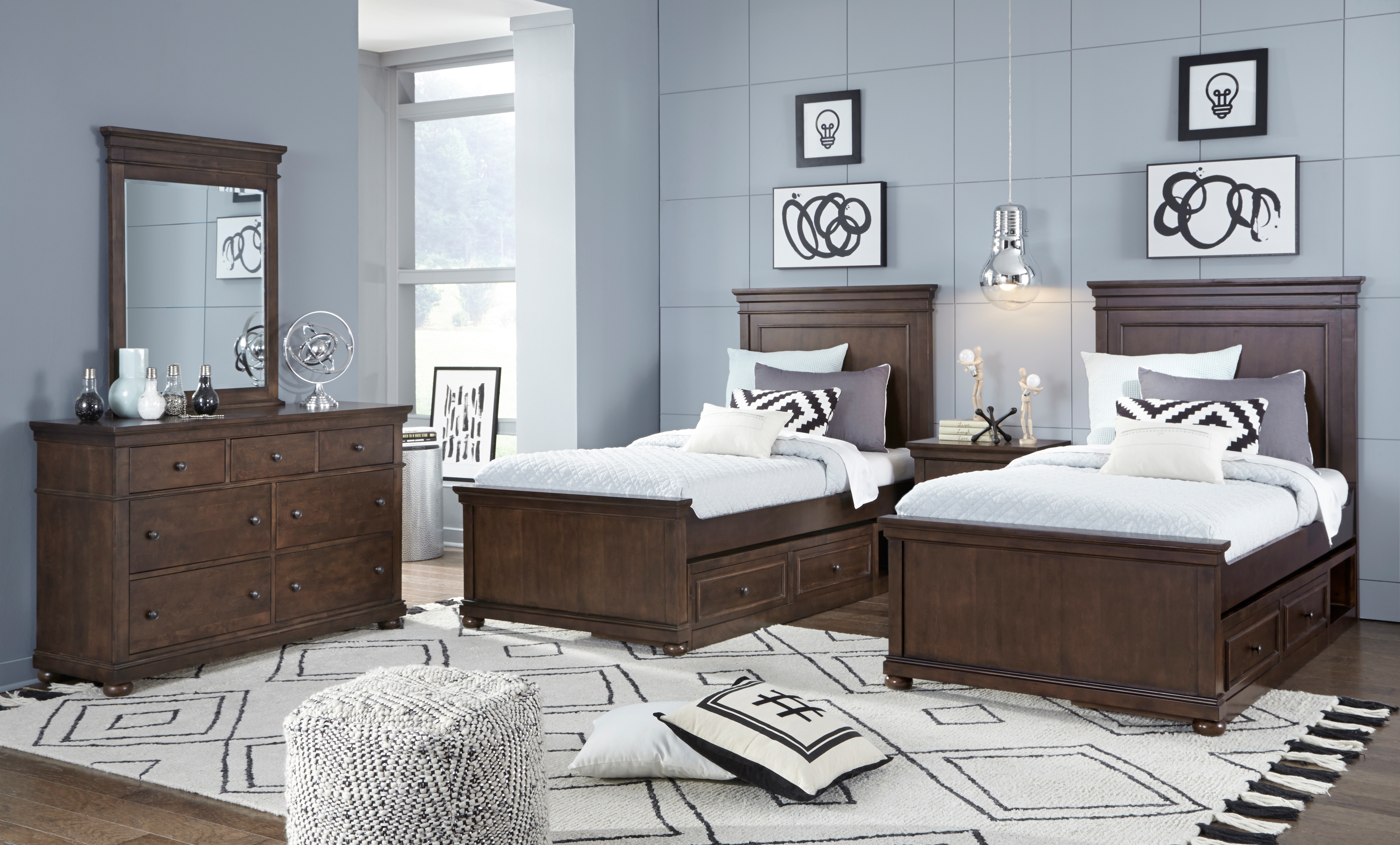 Canterbury Cherry Complete Panel Bed T 33 Cherry Finish QL98144103K
