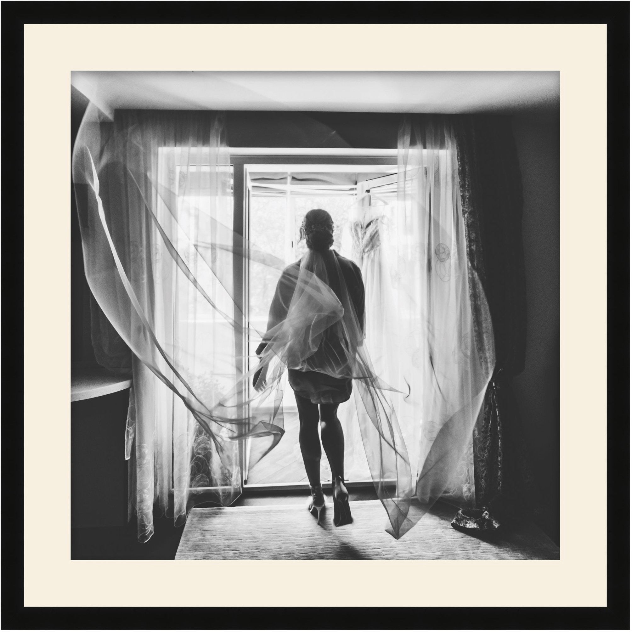 Theodore Alexander Breezy 1 D3089S61761-5197