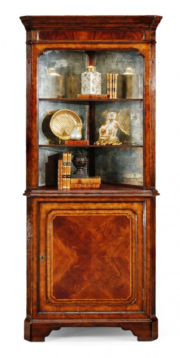 Mahogany on sale corner cupboard