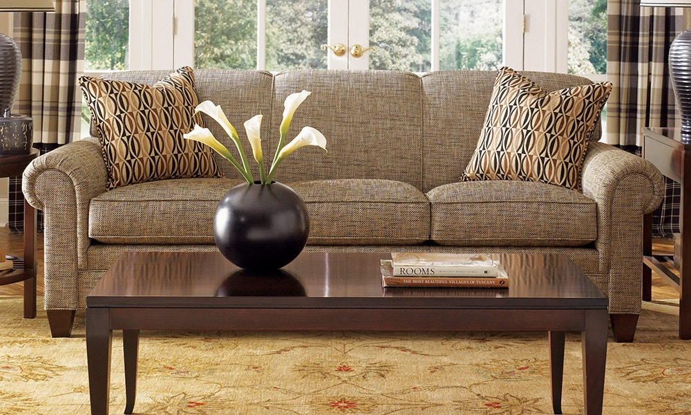 Stickley deals chicago sofa