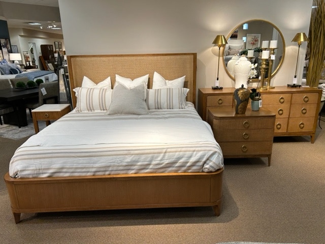 Tommy Bahama Home Villa Park Upholstered Bed 6/6 King 575-144C