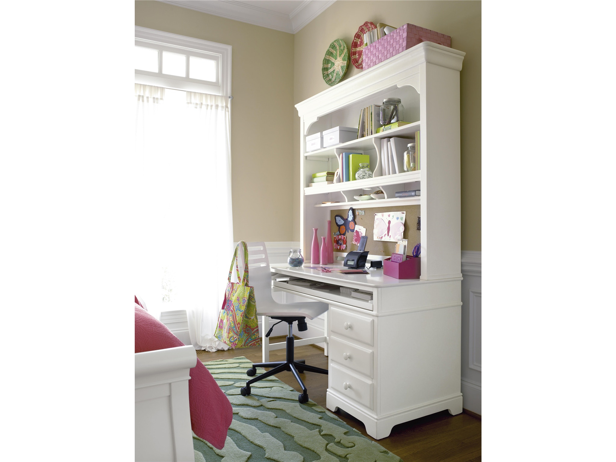 Smartstuff By Universal Youth Summer White Desk 131a027 Norwood