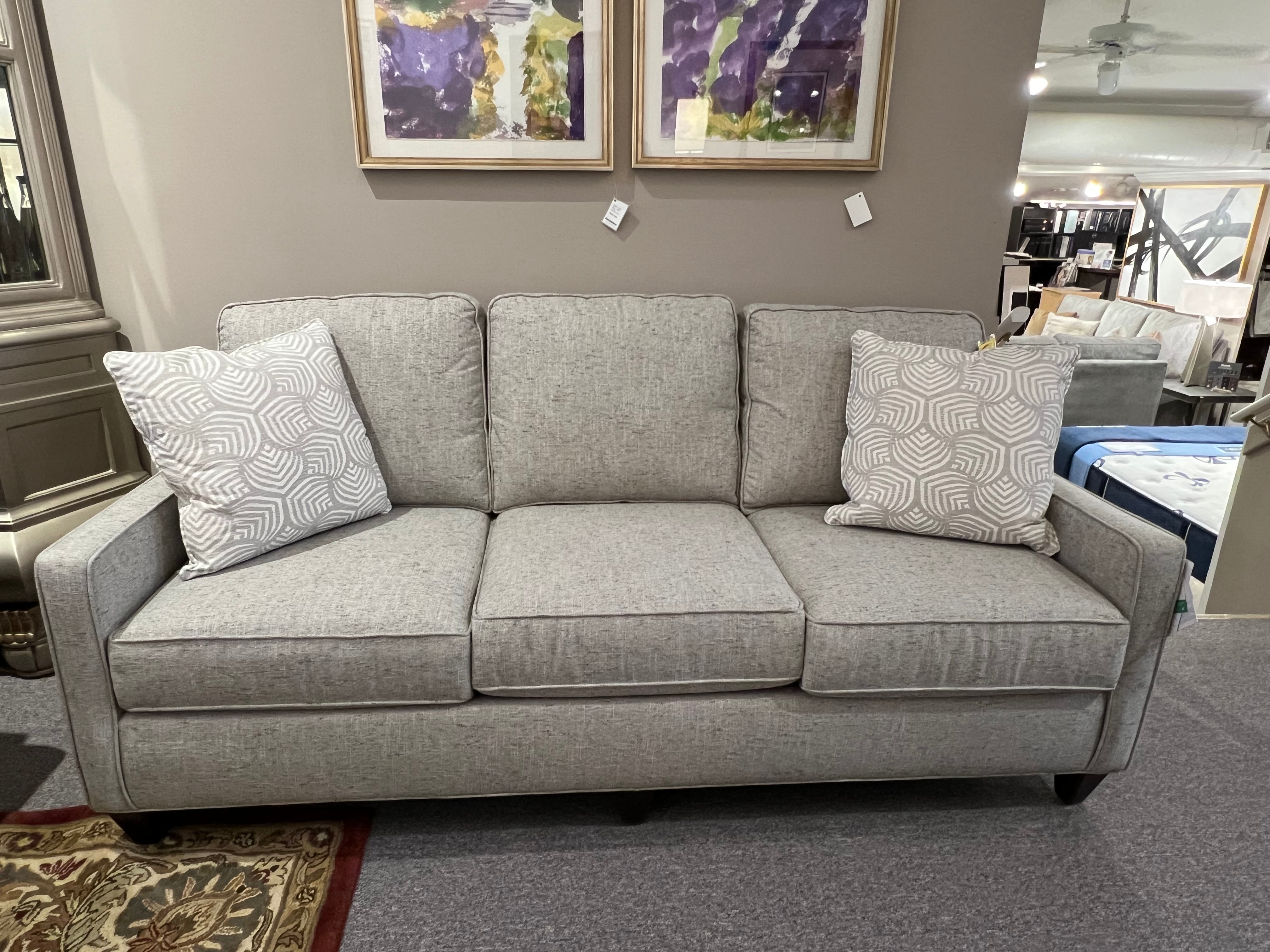 Bassett Classic Sofa C000-72SF