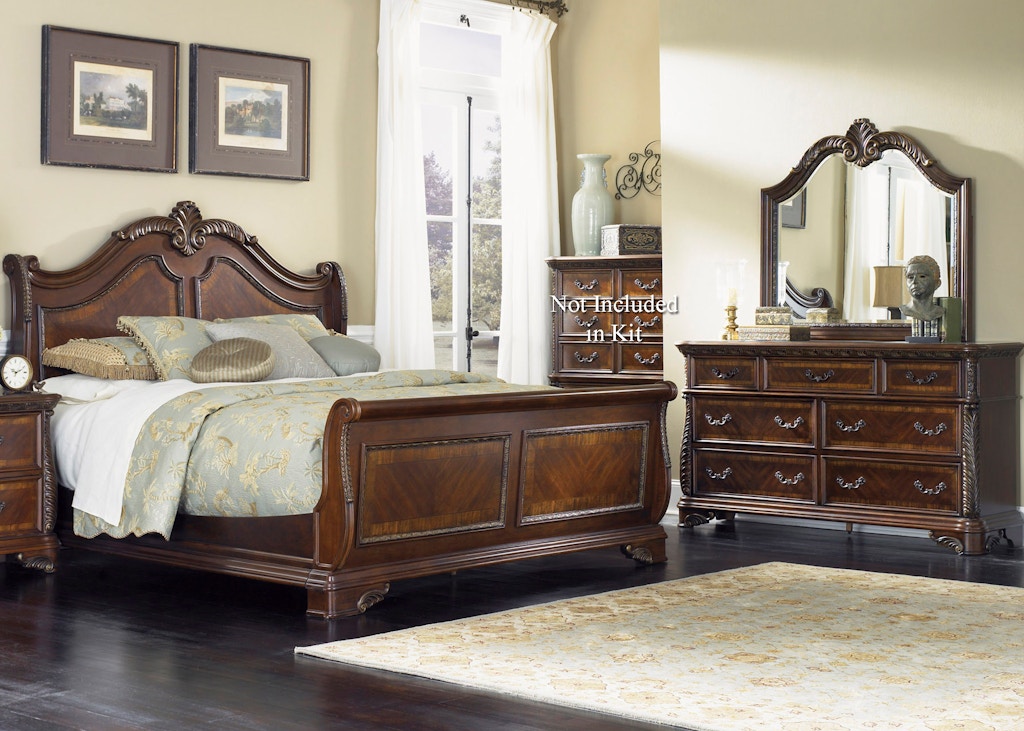 Liberty Furniture Bedroom King Sleigh Bed Dresser And Mirror Ns