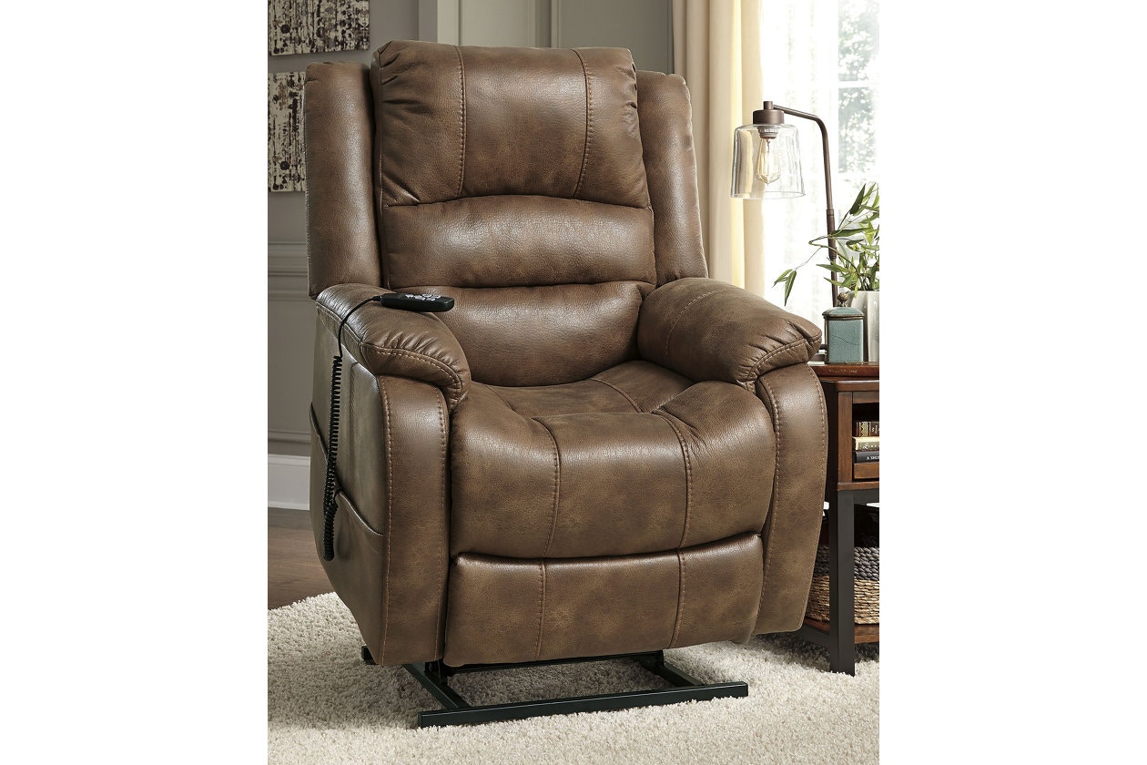 Signature design by ashley yandel shop power lift oversized recliner saddle