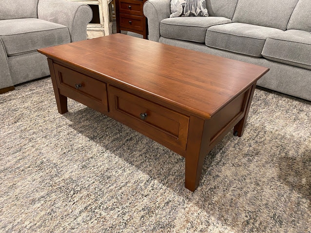 Whittier Wood Products McKenzie Collection GAC McKenzie LiftTop Coffee