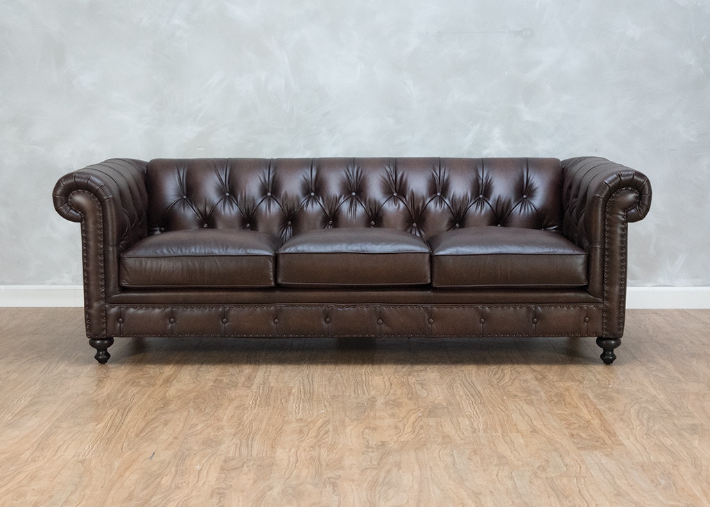 London Club Sofa 92 1 2 London Club Sofa 92 1 2