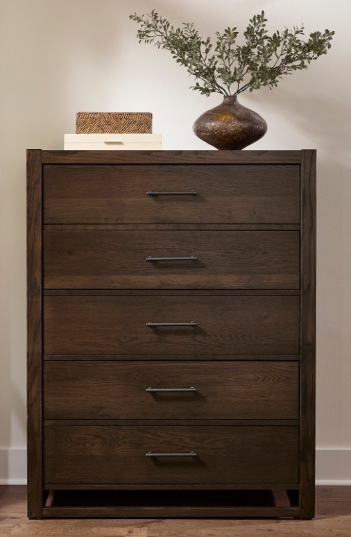 IFR NEW!! Lodge & Loft 5 Drawer Chest - by Vaughan-Bassett, featured in Blond Oak 842-115
