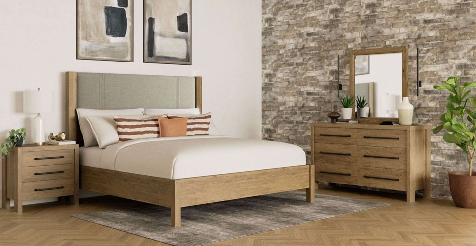 IFR Clearance NEW! FLOOR MODEL CLEARANCE SET! - The Davie 5-Pc Bedroom Set: Dresser/Mirror, Chest, Nightstand, & Queen Panel Bed - by Riverside, featured  91074,-71,-72,91090-61,91095,91099
