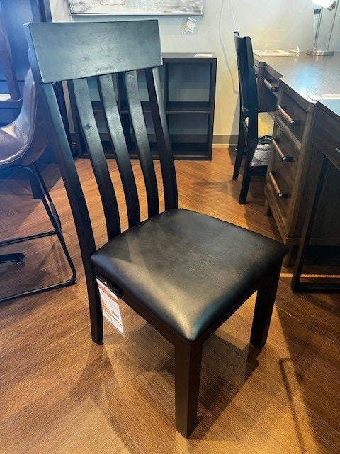 IFR Clearance Previously Leased - Dining / Desk Chair - by Ashley D596-01
