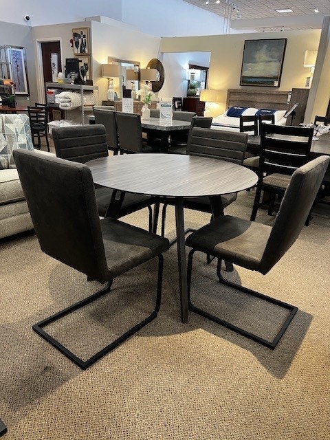 IFR Clearance Previously Leased - 5 Pc 42" Dia. Round Dining Set - by OFFICESOURCE/Ashley OX9127, D449-02(4)