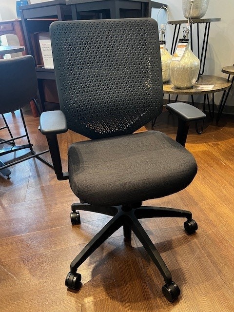 IFR NEW!! QUICK SHIP ITEM! - "Solve" Reactive Back Task Chair - by HON in Black HSLVTMRKD.Y1.OS.COMF10.BL.SB.T ,BLACK