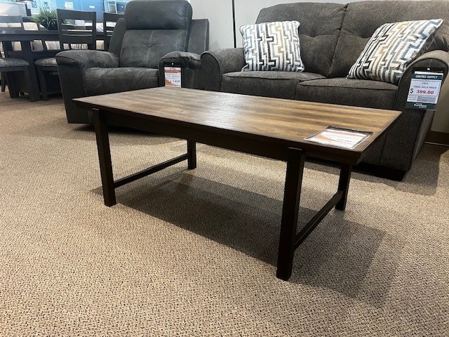 furn Previously Leased - Cocktail Table - by Ashley T213