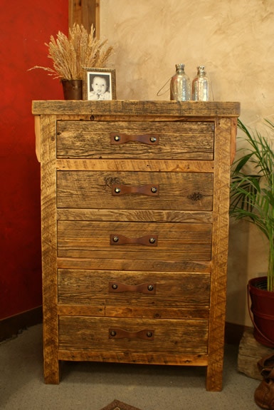 Uintah Log and Reclaimed Black Mountain Chest Reclaimed TD1024