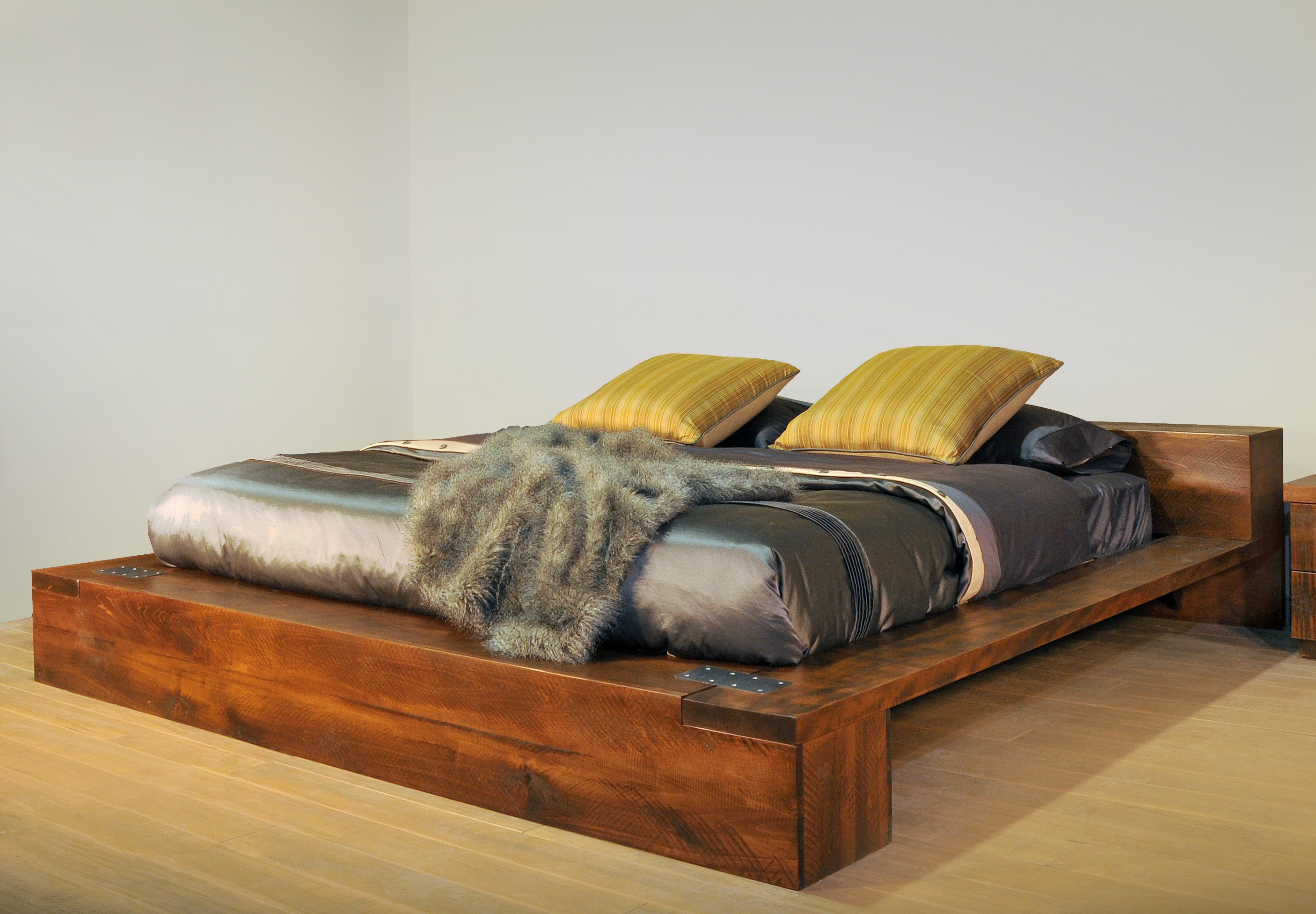 Ruff Sawn Arthur Philippe Bed APQB