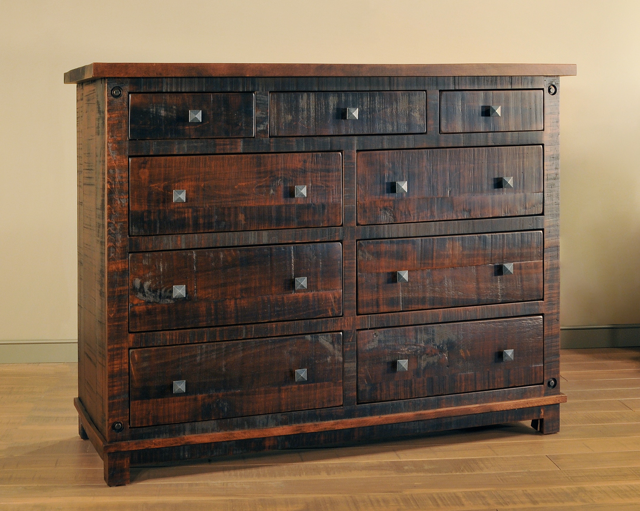 Ruff Sawn Muskoka Dresser S MKKD4356