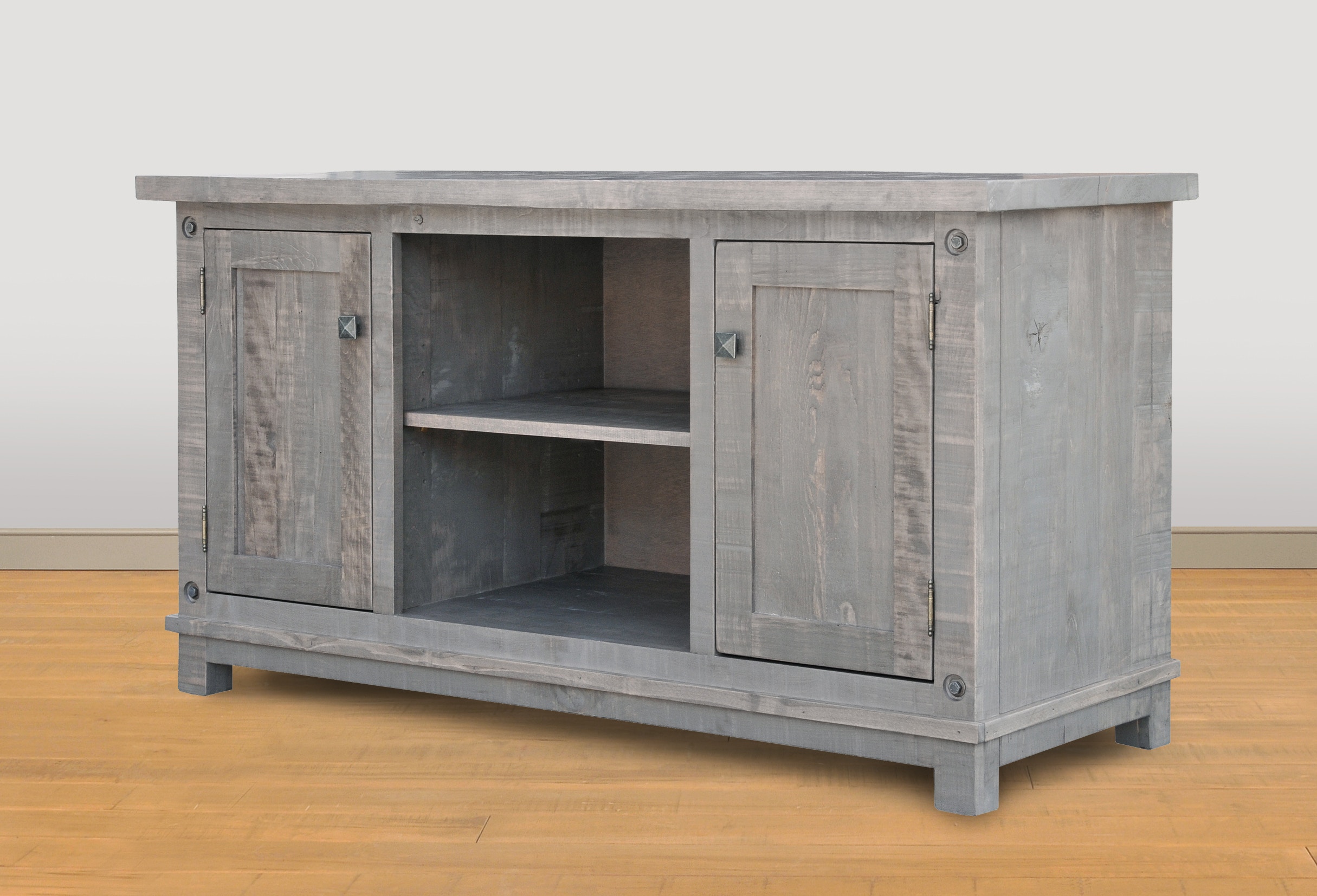 Ruff Sawn Muskoka HDTV MKKTV3056