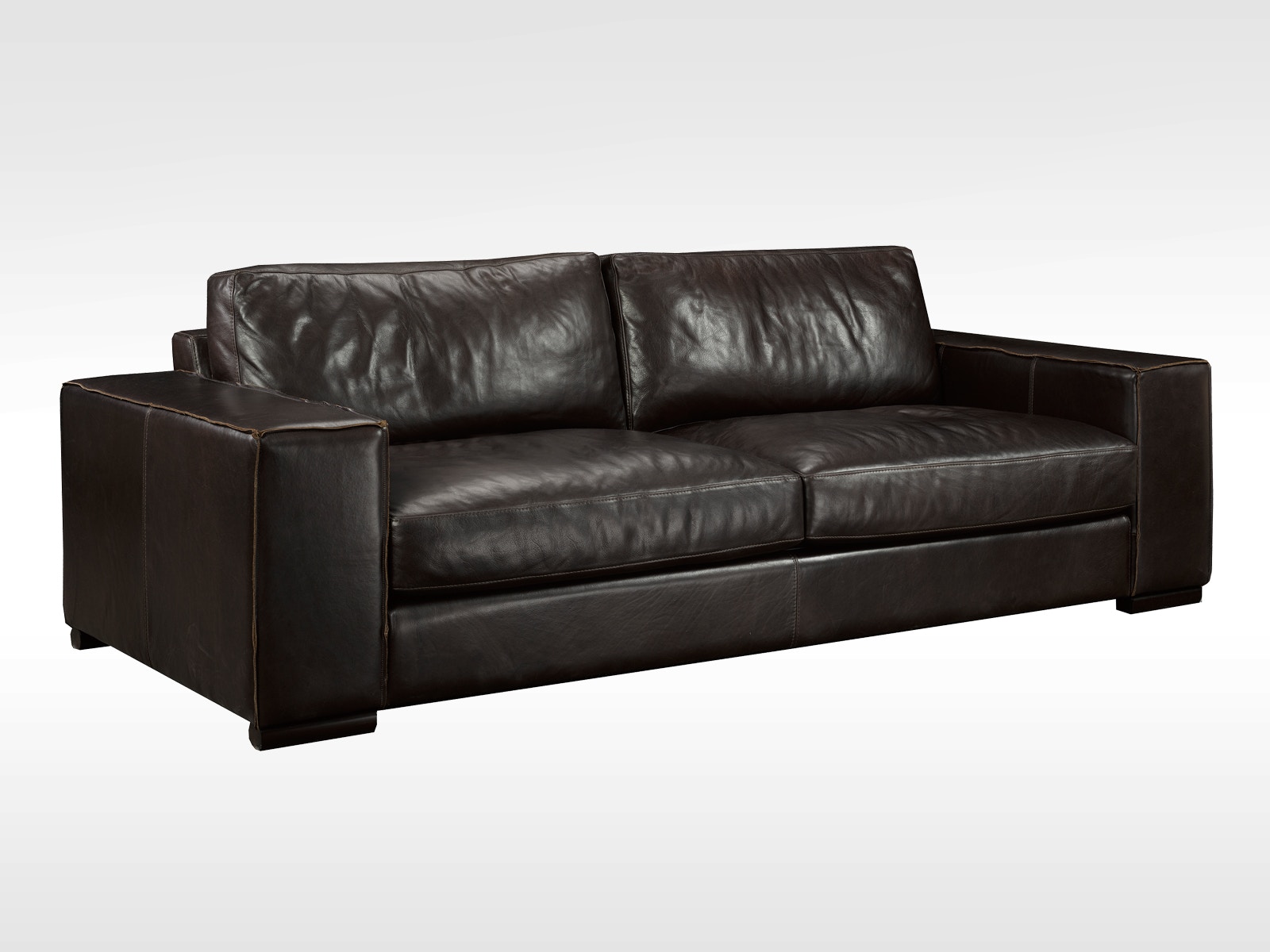 Brentwood classics deals sofas