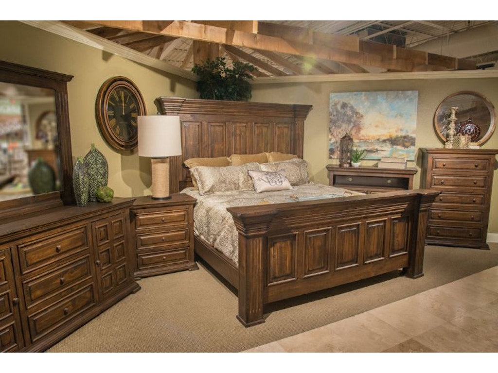 Urban Roads Isabella King Bedroom Set Isabella King Footboard Bed Kfbd