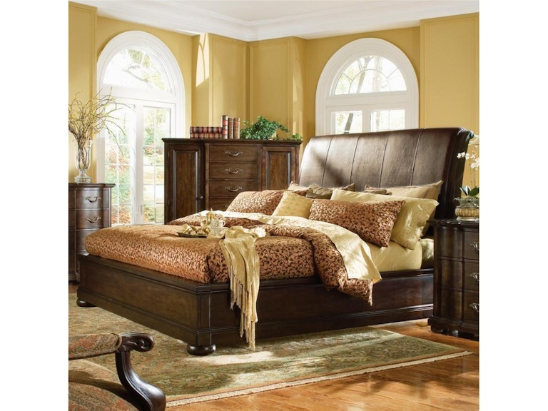 Bernhardt Living Room Close Out Belmont Platform Bed 3 H36 Hb Louis Shanks Austin San Bernhardt Living Room Close Out Belmont Platform Bed 3 H36 Hb Louis Shanks Austin San