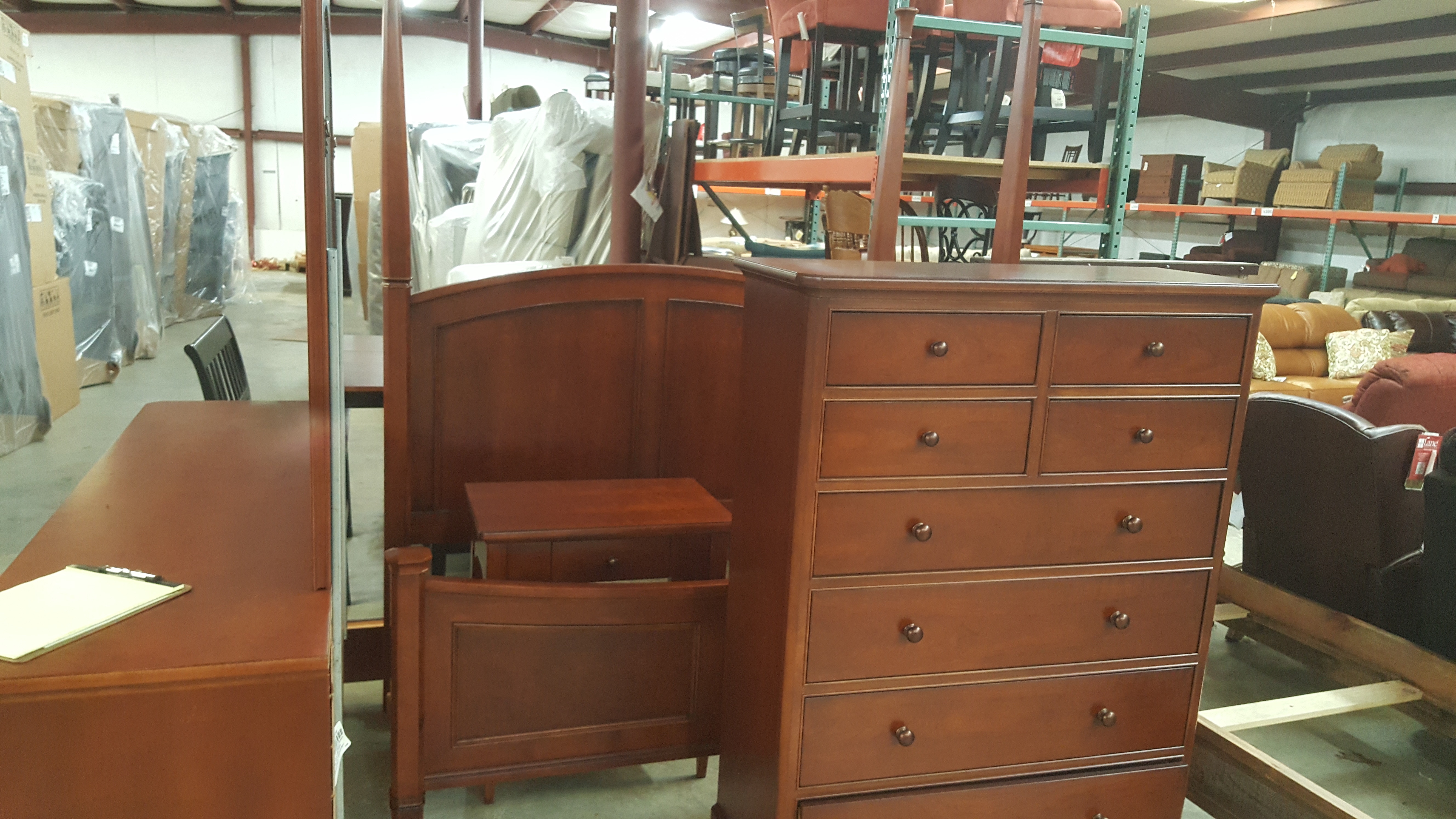 Thomasville Bedroom Set, Queen bed, Dresser, Mirror, Chest u0026 Night Stand 42711  Gibson 