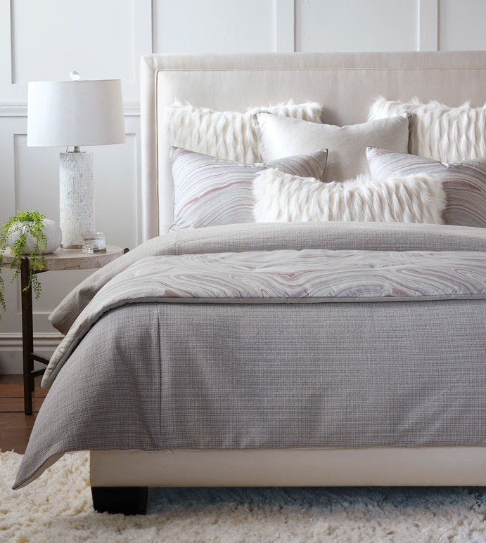  Elliott Bedding 