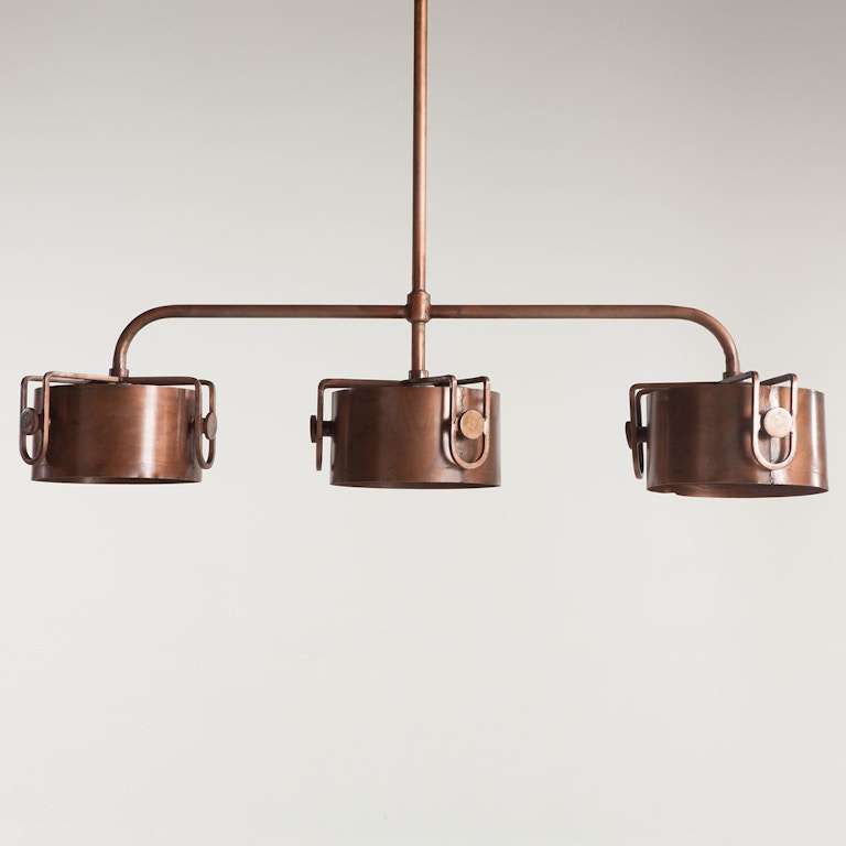 Dth Dining Room Highlight Ceiling Light Fhl Cl4ca Mountain Comfort Beautiful Ironwork Rustic Finishes And Sparkling Crystal Pendants Make Each Piece Captivating Highlight Ceiling Light Fhl Cl4ca Dth