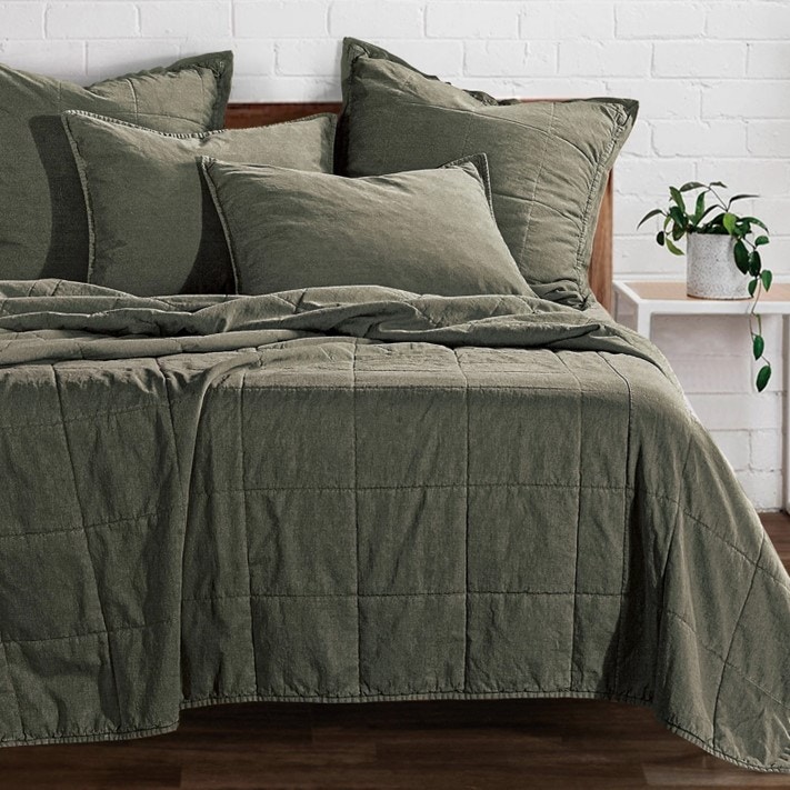  Stonewashed Green Bedding 