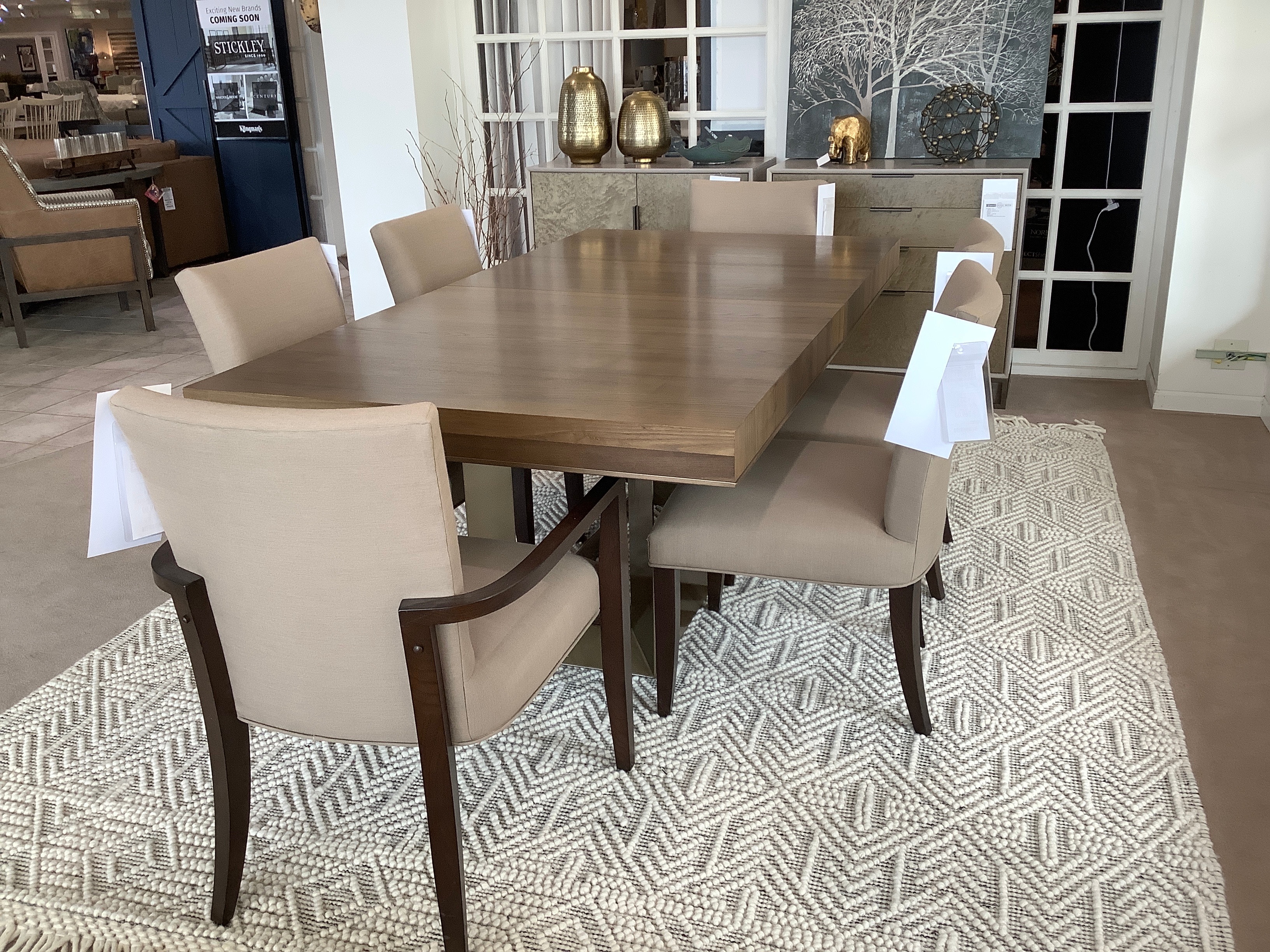 ssf dining set