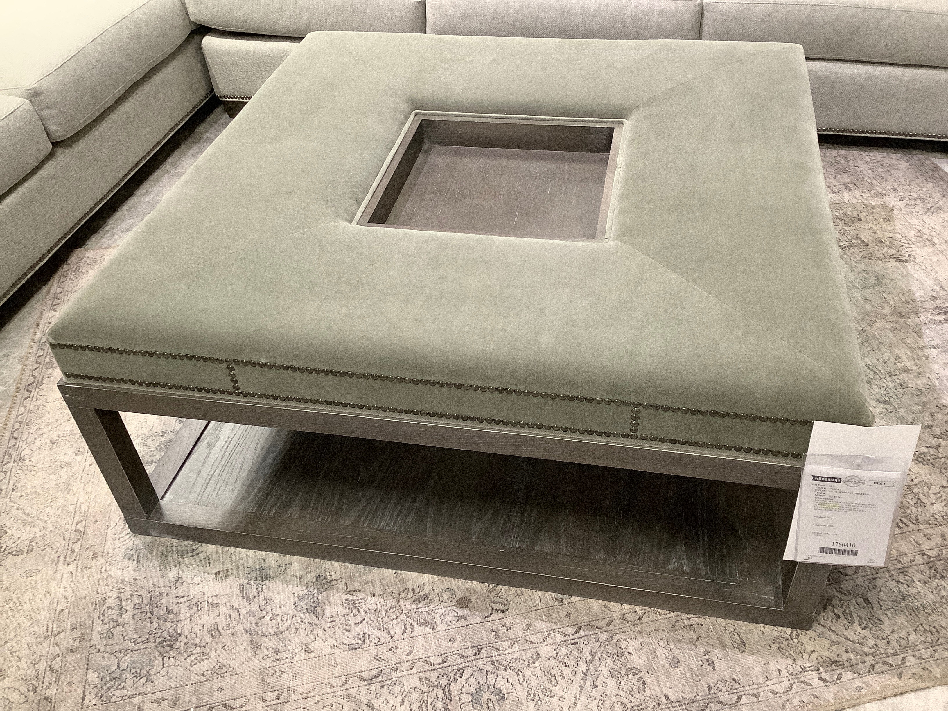 VANGUARD SHOWROOM FLOOR SAMPLE ACCT Living Room WAYLAND SQUARE WOOD