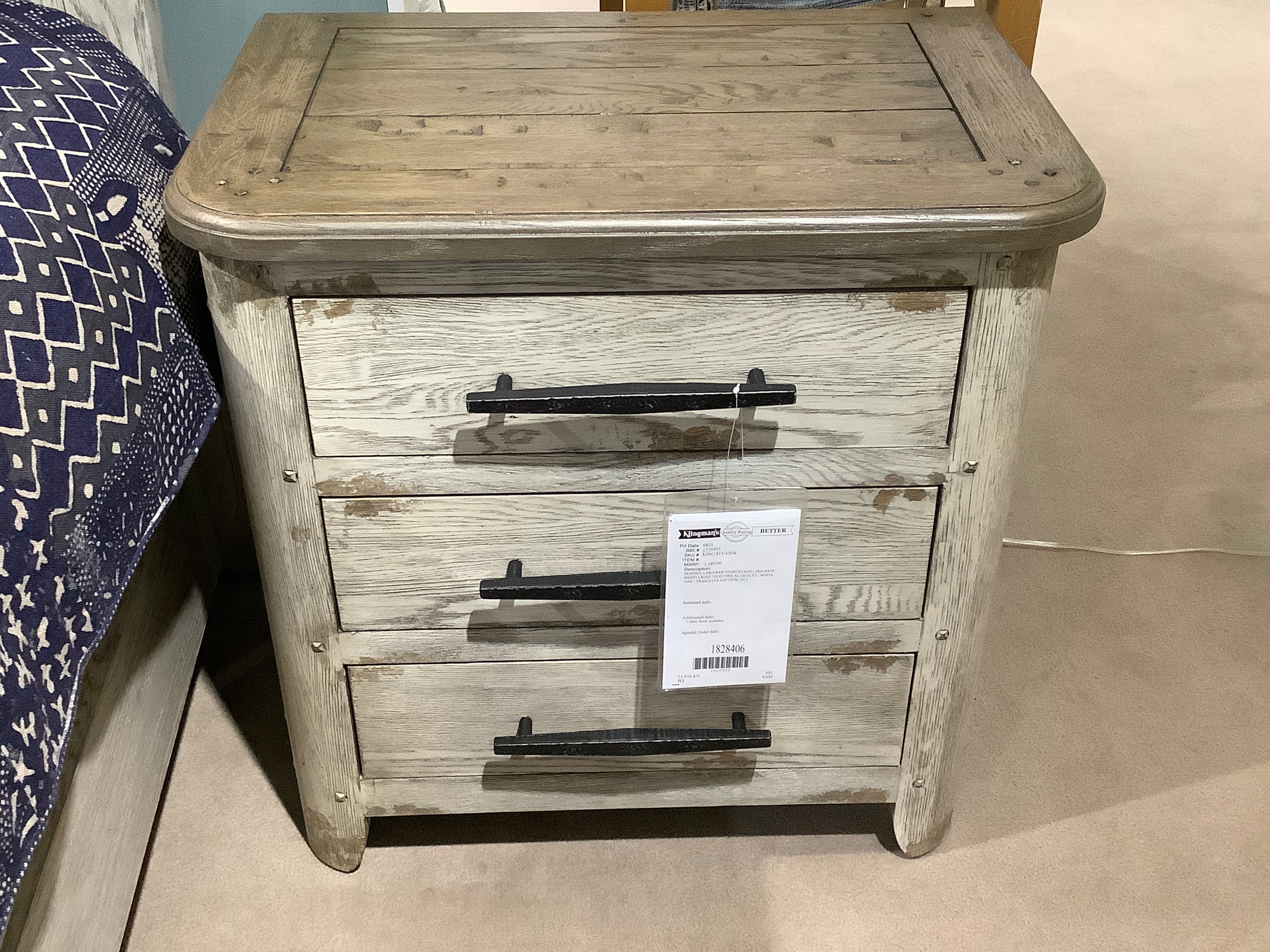 Kincaid CG 3 DRAWER NIGHT STAND WITH NIGHTLIGHT AND ELECTRICAL OUTLET 813-420W