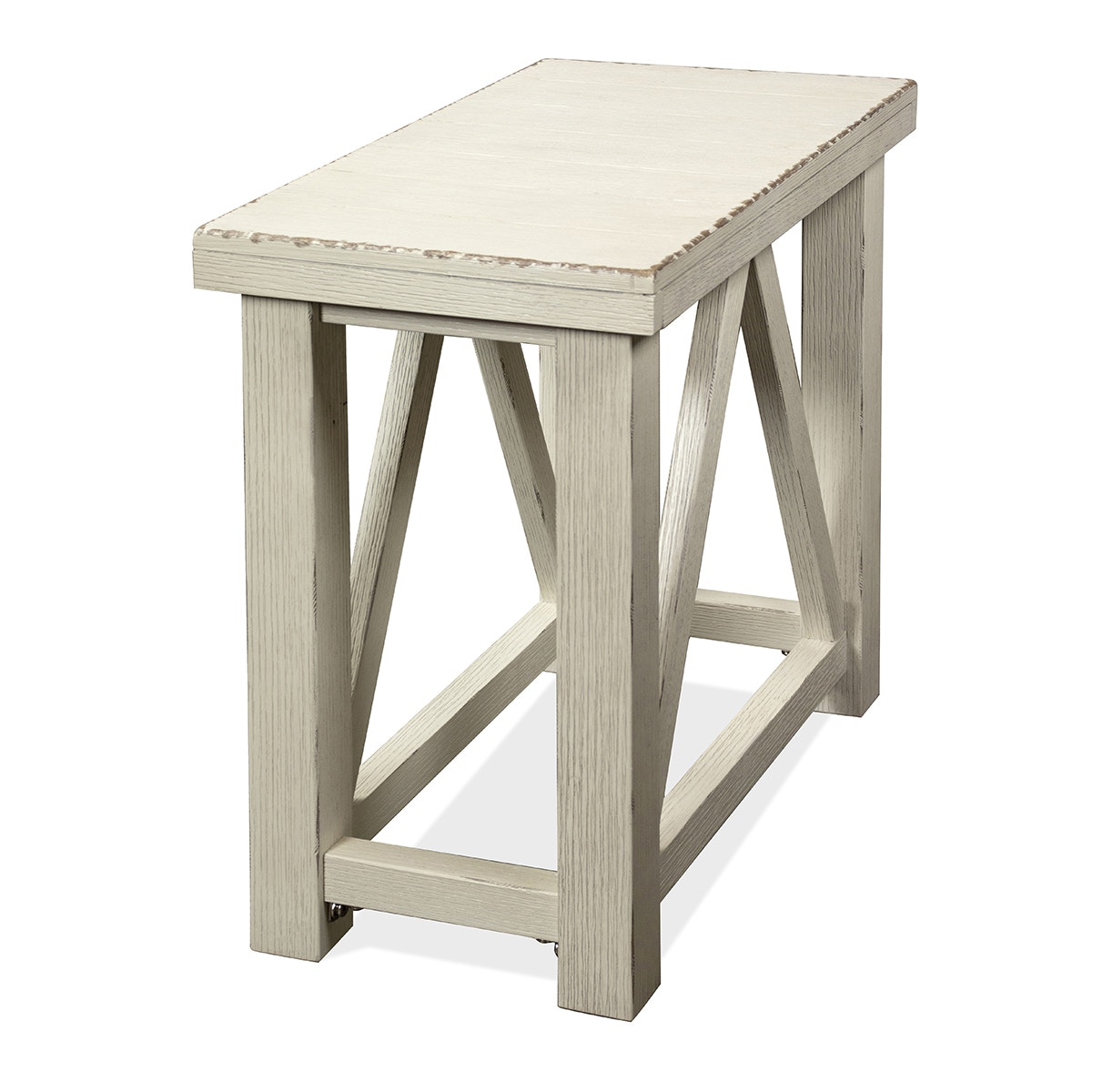 Riverside Aberdeen Chairside Table 21212