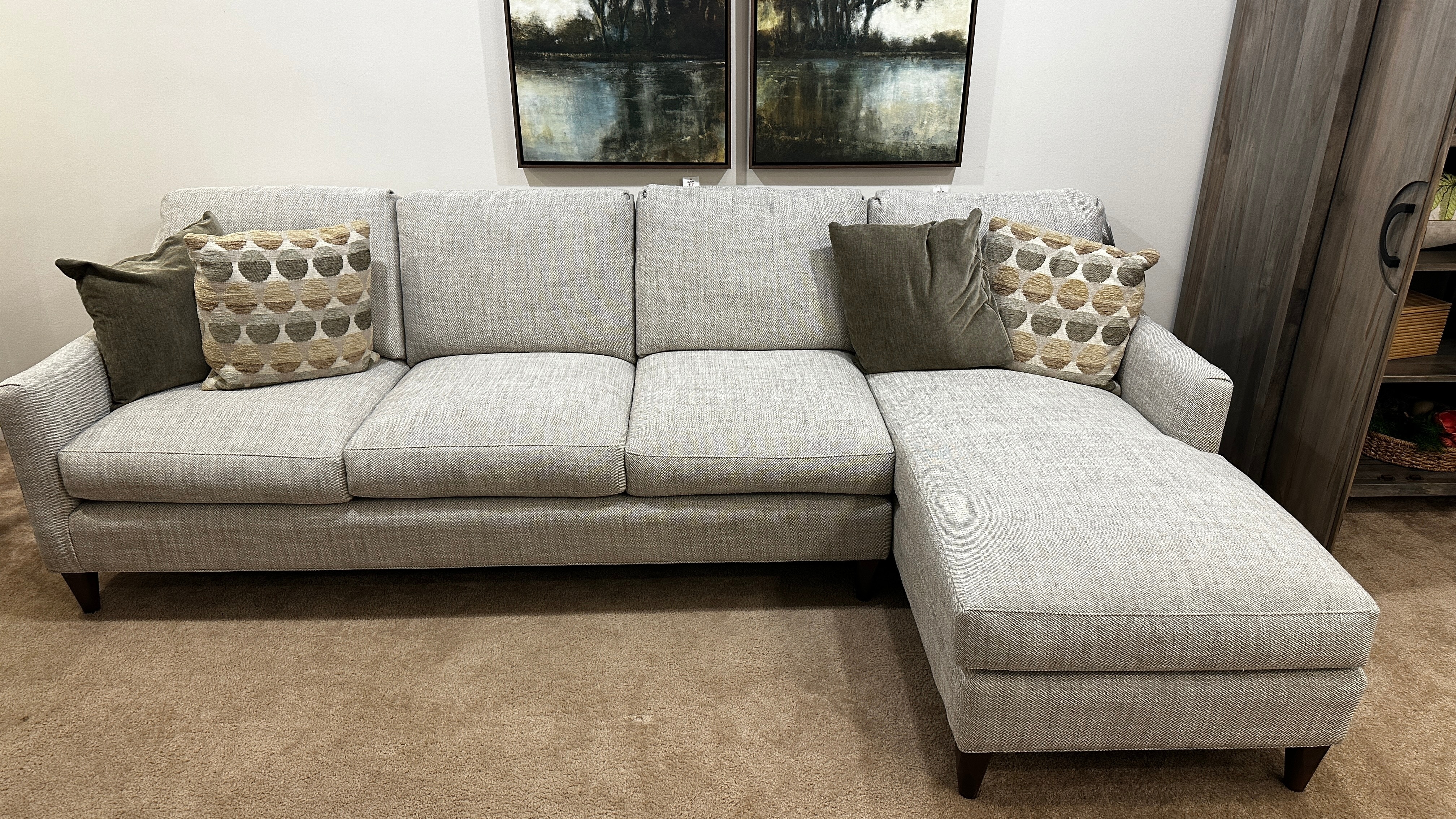Smith Brothers 3 seat sofa with RSF chaise 24484PKG