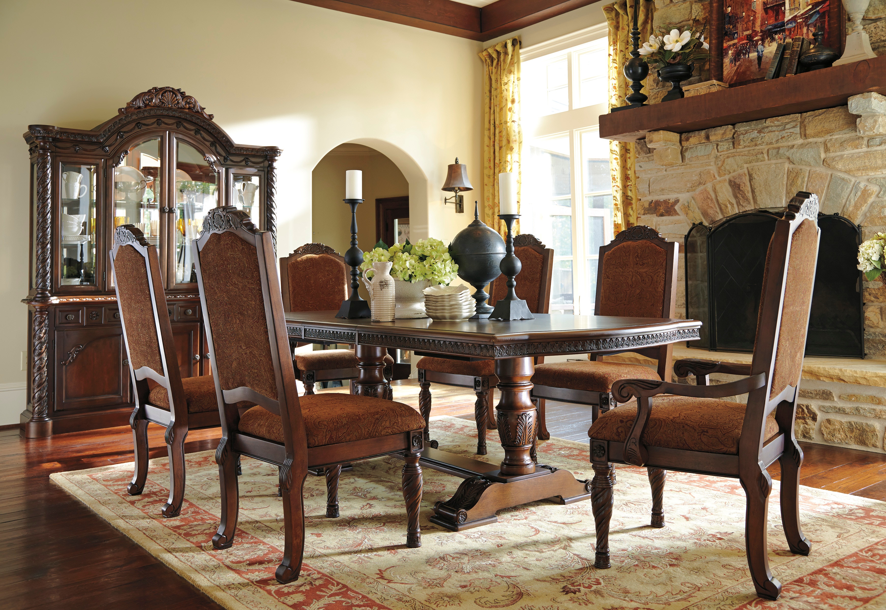 North Shore Dining Room Set