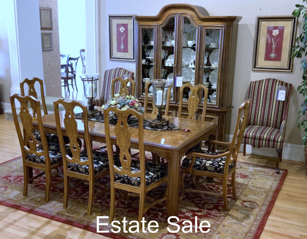 Clearance CLEARANCE ESTATE SALE Drexel Heritage 10 Pc. Dining Room Set