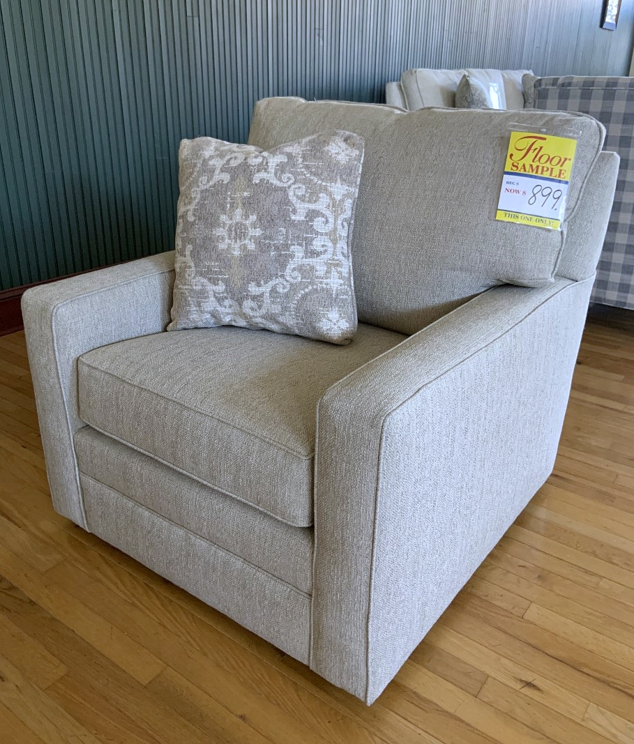 Clearance CLEARANCE Kincaid Custom Select Chair