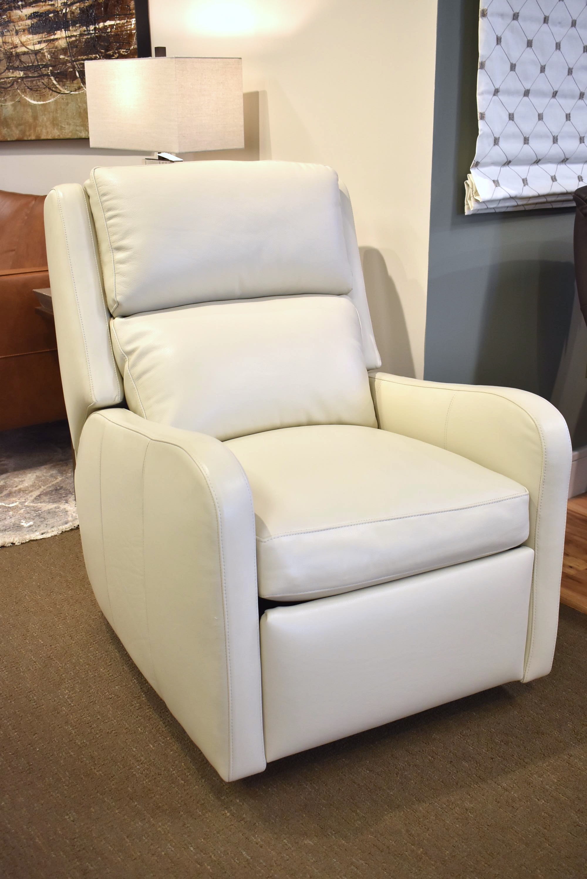 Bradington Young Willow Wall Hugger Recliner 7113 Galeries Acadiana