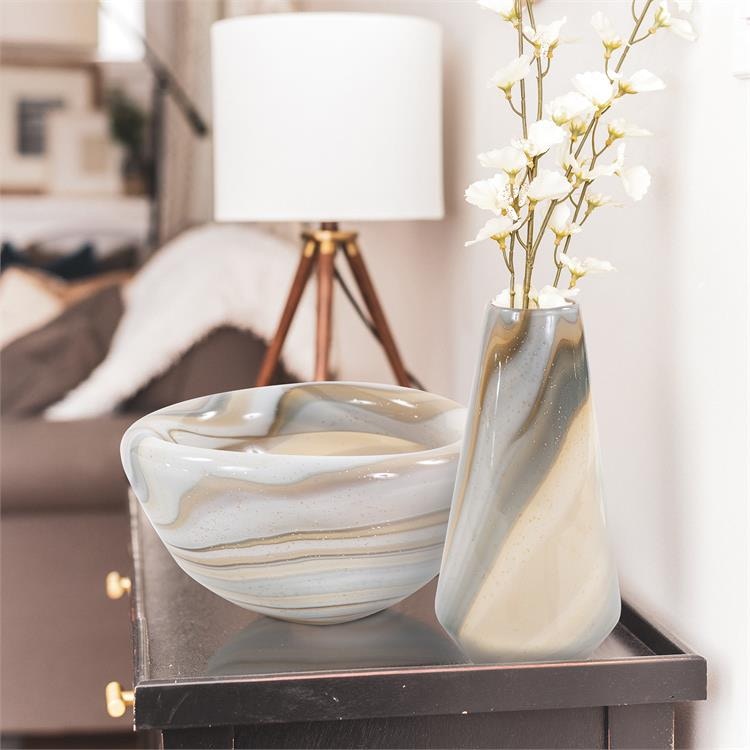 SAND ART TAPERED GLASS VASE