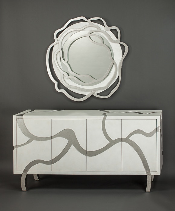  WHITE / SILVER CABINET 11942
