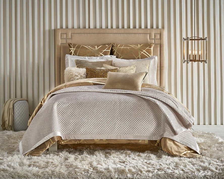  AMANI LIGHT BEIGE QUILT SET 32-16