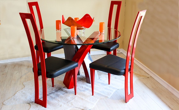 Red and black glass deals dining table