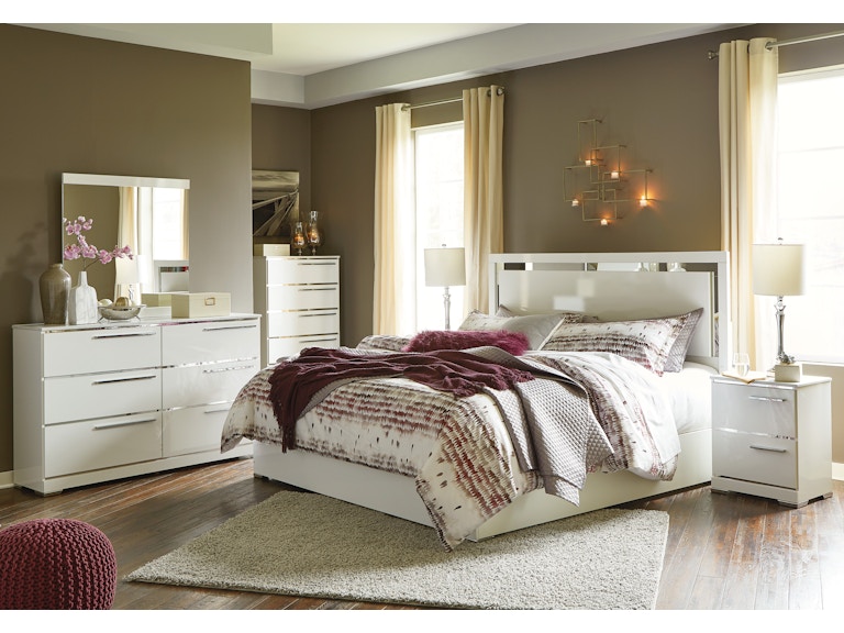 Signature Design By Ashley 4 Piece King Bedroom Set On At Elgin Signature Design By Ashley 4 Piece King Bedroom Set B209 31 36