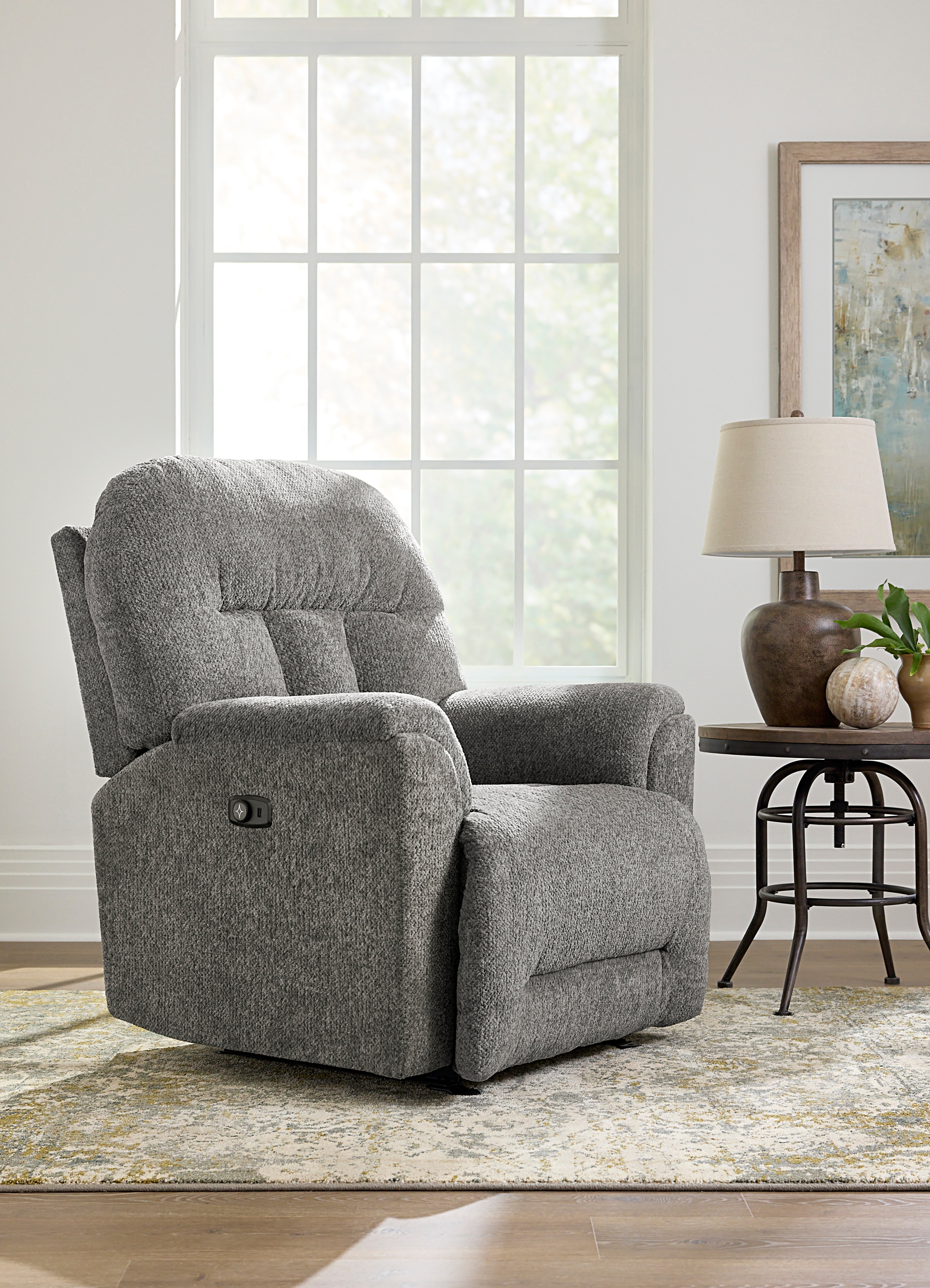 Clearance Suitably Power Recliner 1000645