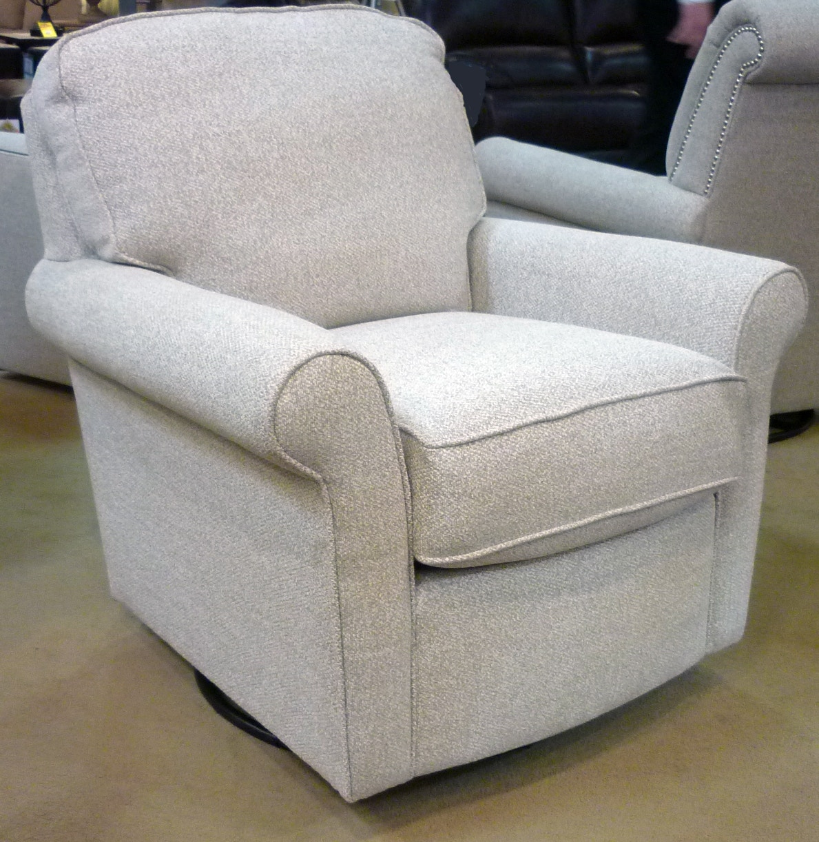 Clearance Living Room Parkway Swivel 