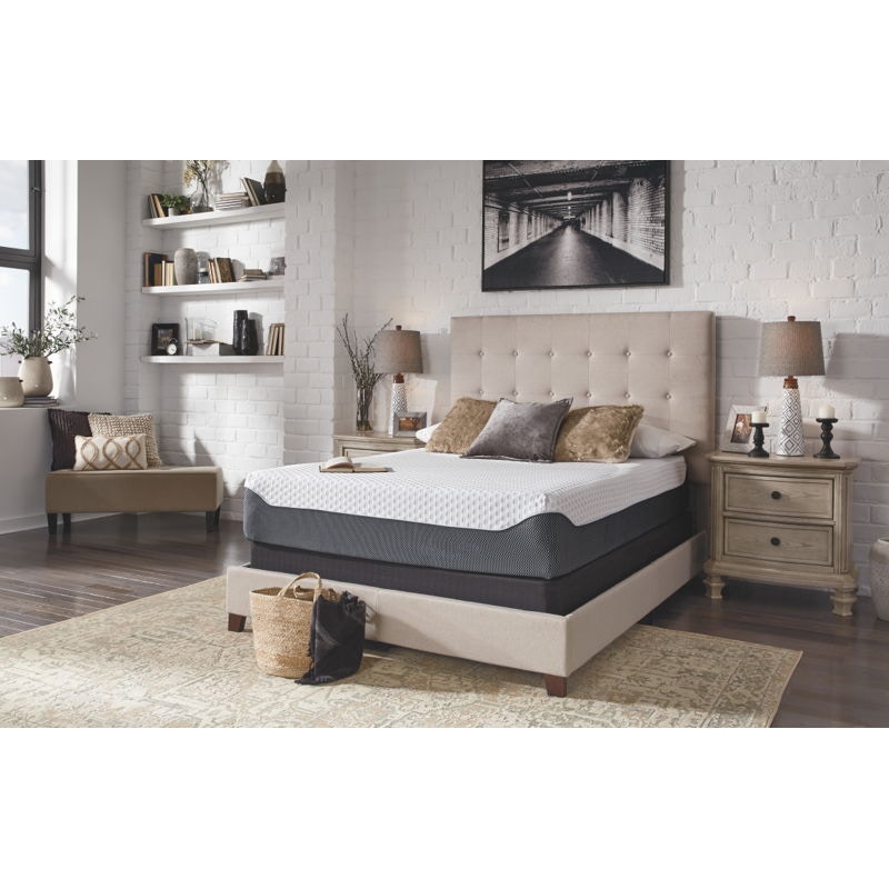 Ashley California King Mattress and Foundation 2 RQD M67451-M80X52-2