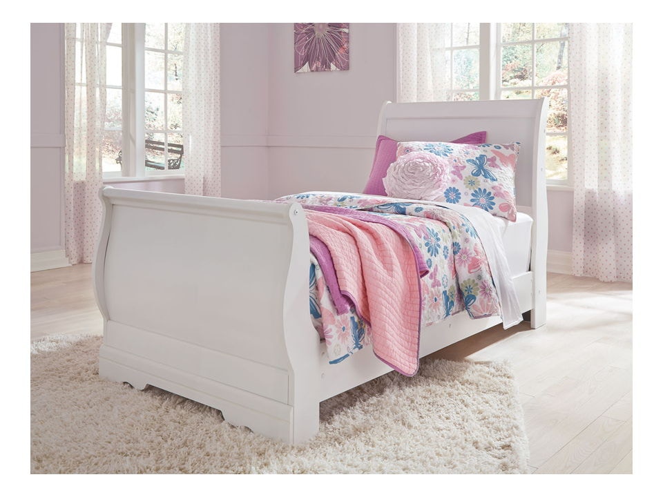 Anarasia king outlet sleigh bed