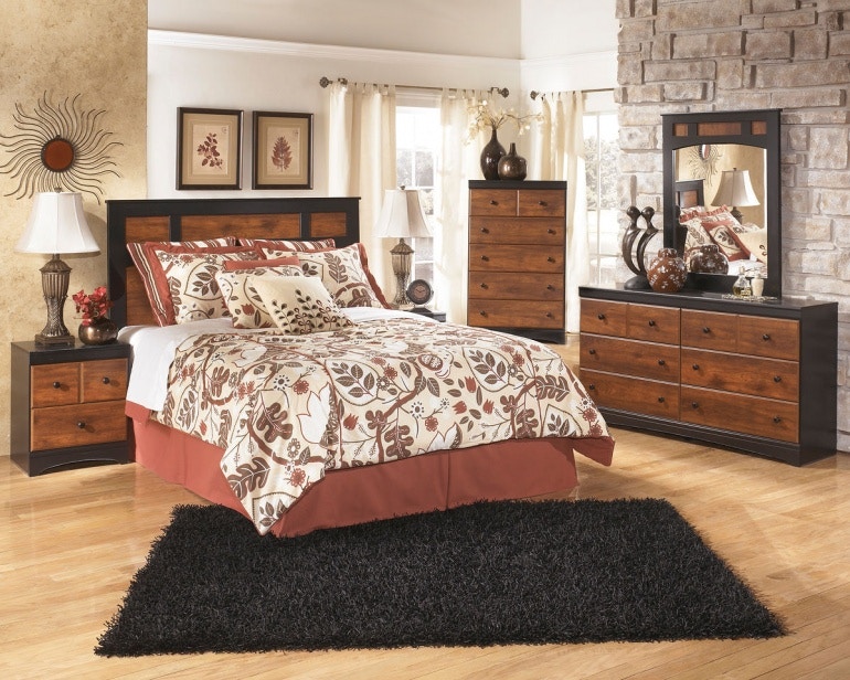 Ashley Aimwell 4 Piece Queen Bed Set - Portland, OR | Key Home