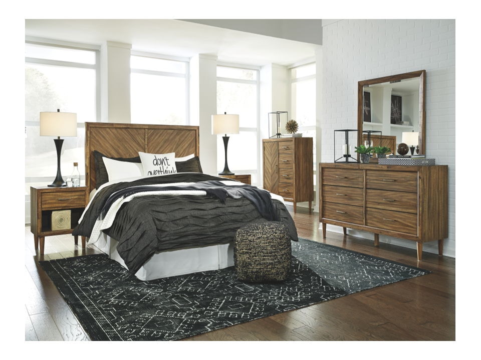 Broshtan queen store panel bed